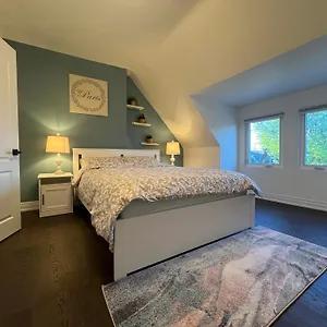https://captain-house.niagara-fallshotels.com